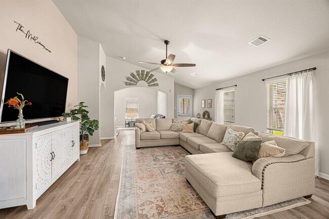 Building Photo - 15003 Moonlight Mist Dr