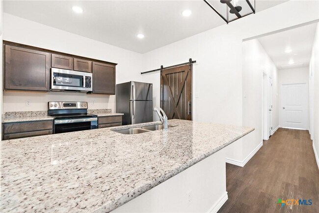 Building Photo - 5115 Rose Petal Ct