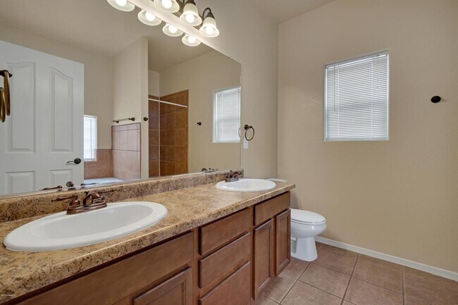 Building Photo - 4633 Rimrock Dr