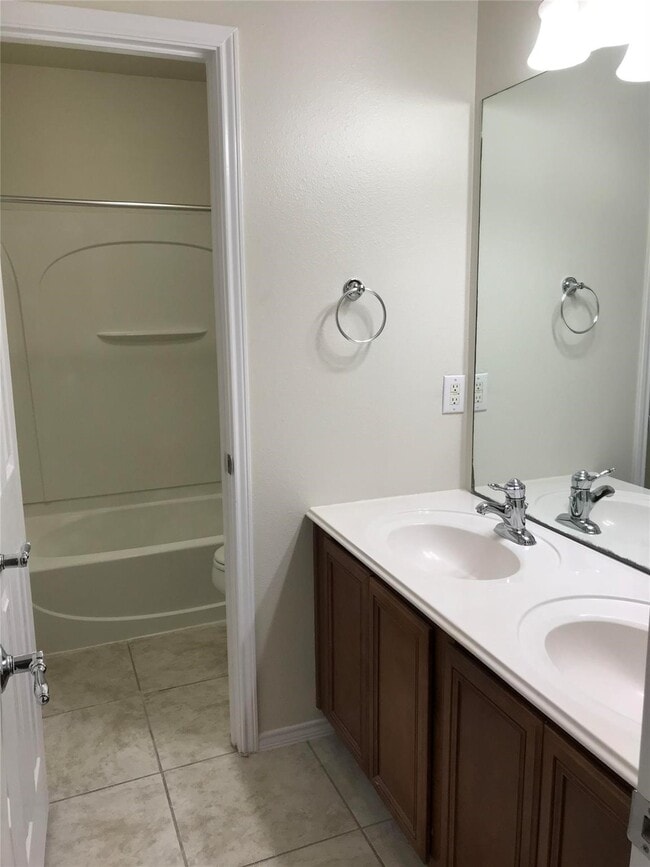 Building Photo - 30218 Legacy Pines Dr