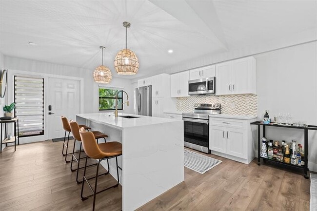 Building Photo - 3701 Arelia Dr