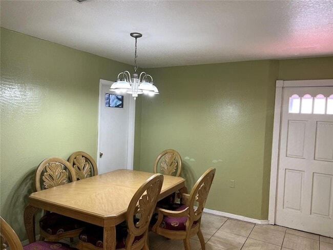 Building Photo - 518 Jupiter Way