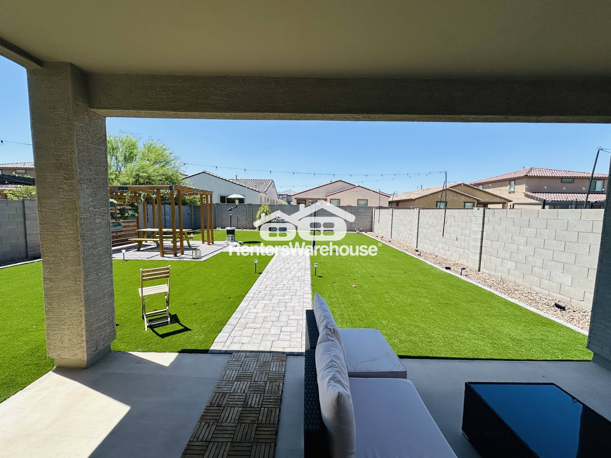 Building Photo - 5621 W Rainwater Dr