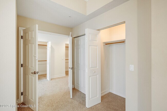 Building Photo - 134 Starboard Ln