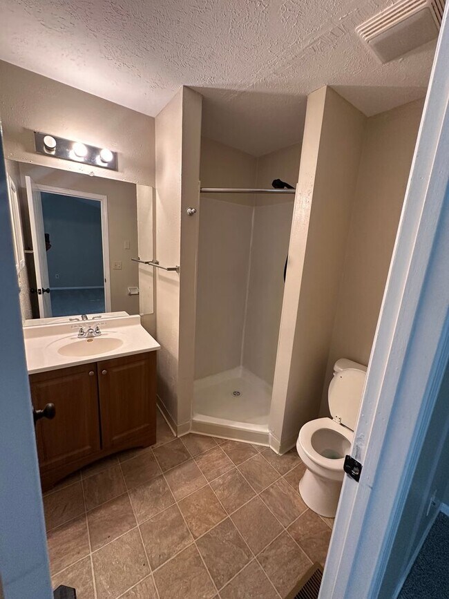 Building Photo - 8570 Fairway Trail