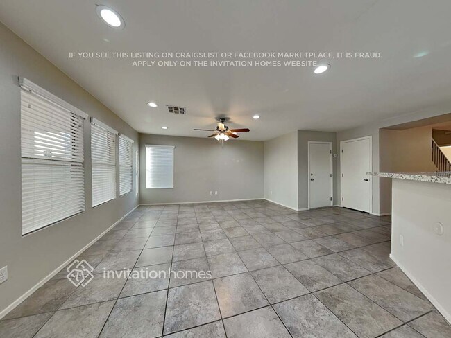 Building Photo - 11178 W Garfield St