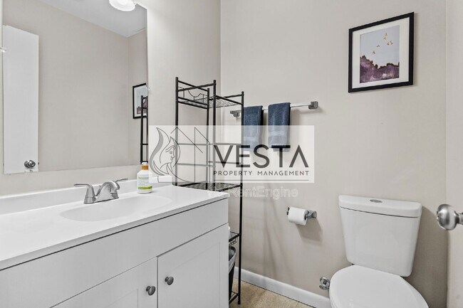 Building Photo - 588 Ray Hill Rd