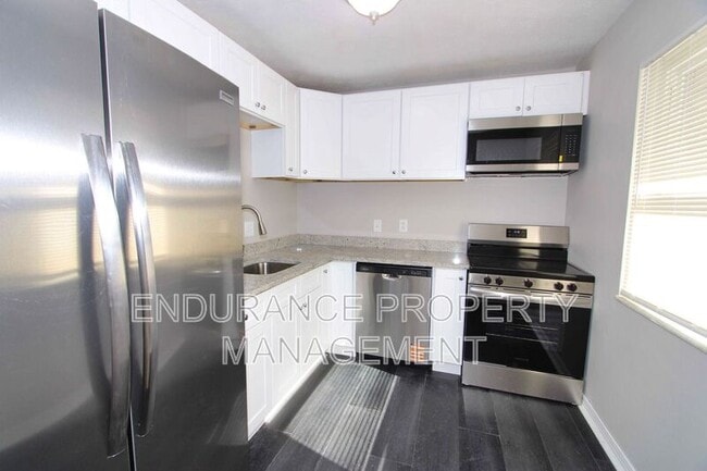 Building Photo - 10203 Storm Dr