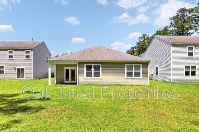 Building Photo - 216 Sarcoxie Rd