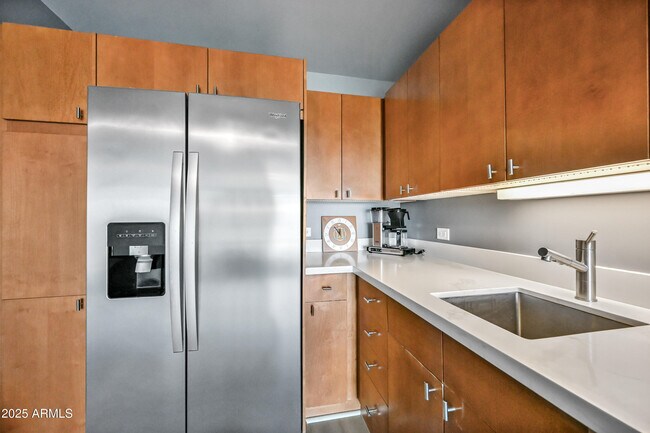 Building Photo - 4808 N 24th St