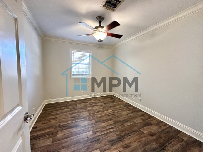 Building Photo - 117 Paula Dr