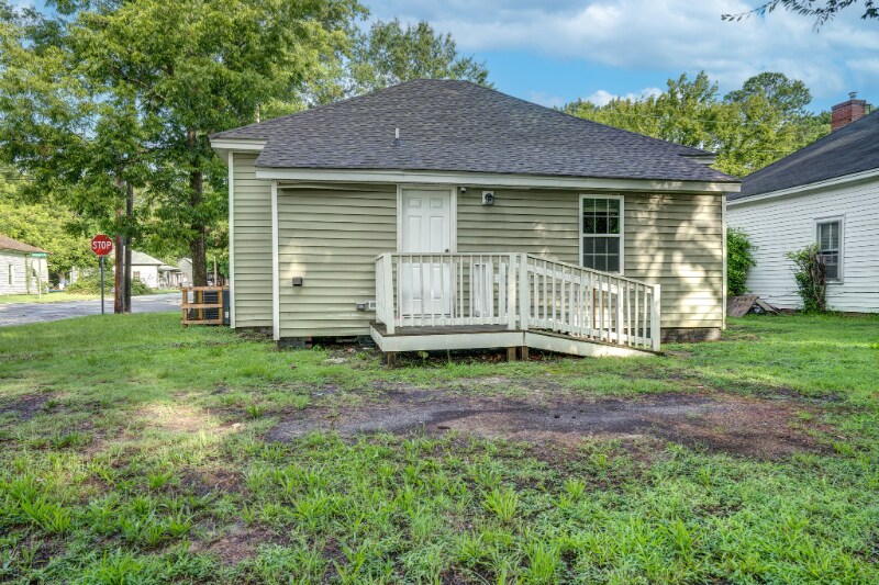 Building Photo - 501 Myrtle Ave