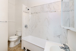 Building Photo - 614-626 W Lake St