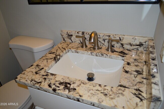 Building Photo - 1701 E Colter St