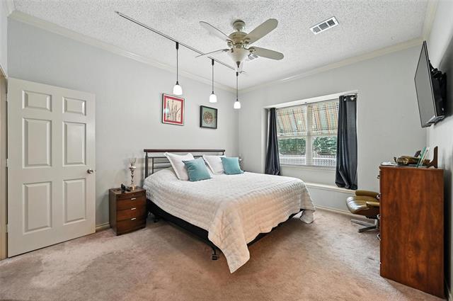 Building Photo - 3201 Oleander Ct