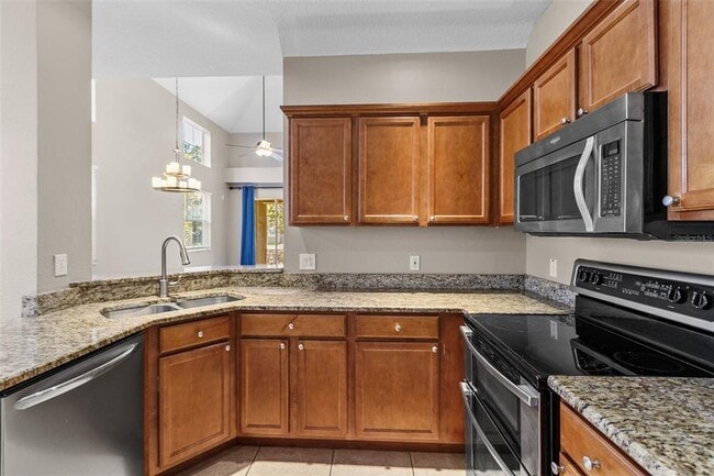 Building Photo - 3372 Covered Bridge Dr E