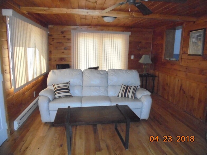 Building Photo - 7 Jachim Pl