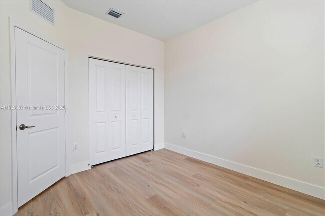 Building Photo - 12917 NW 23rd Pl