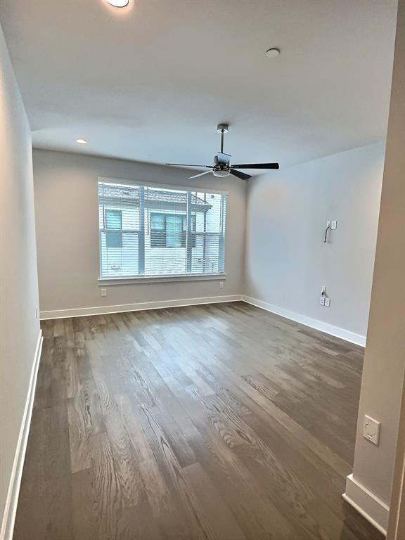 Building Photo - 4407 Grotto Dr