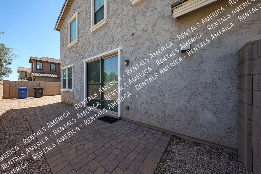 Building Photo - 257 N 56th Pl
