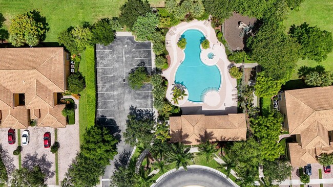 Building Photo - 12520 NW 79th Manor