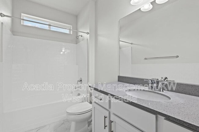 Building Photo - 298 Old Farm Ln