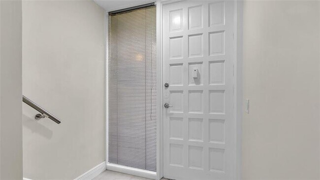 Building Photo - 4292 Deste Ct