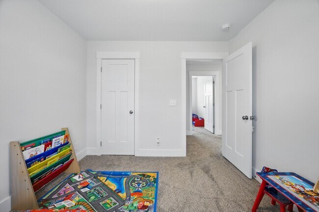 Building Photo - COMING SOON -Newer home in Sterling Acre Farms Waiting to be Called home Today!