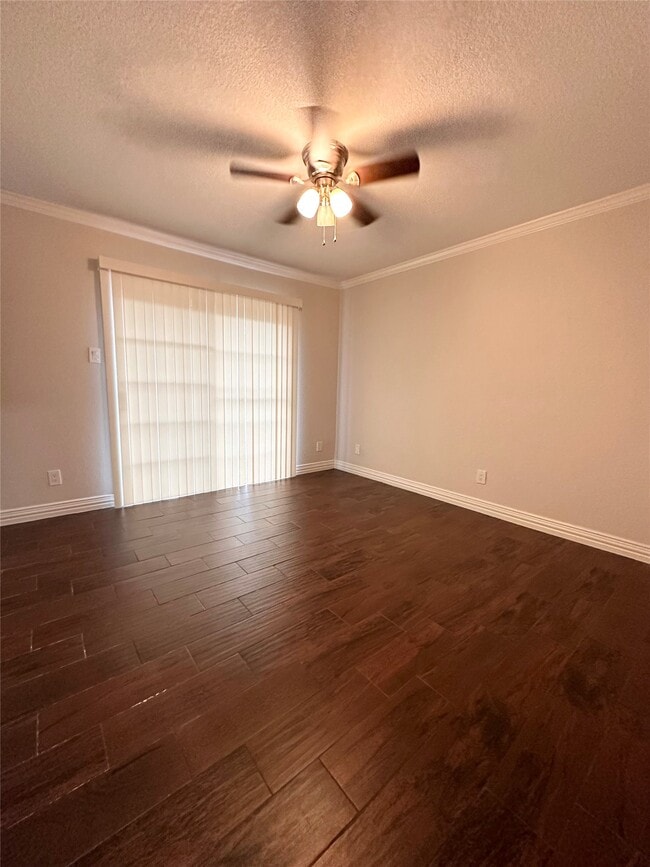 Building Photo - 8935 Gaylord Dr