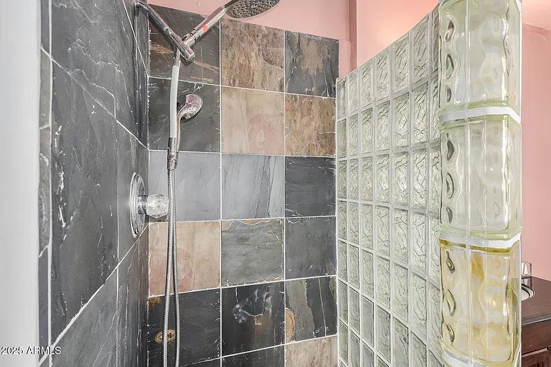 Building Photo - 2302 W Berridge Ln