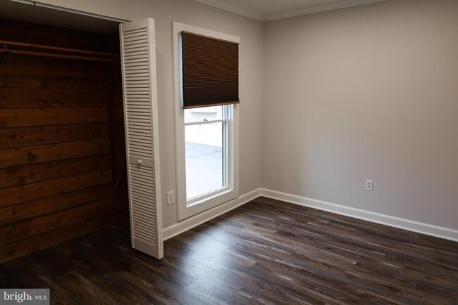 Building Photo - 15 Mariners Way