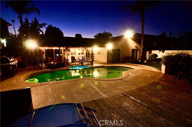 Building Photo - 302 Briar Creek Rd