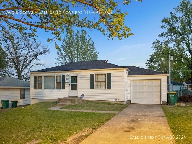 Primary Photo - 1500 Comet Dr