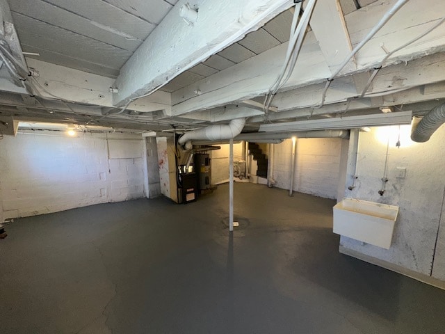 Building Photo - 2454 Azelda St
