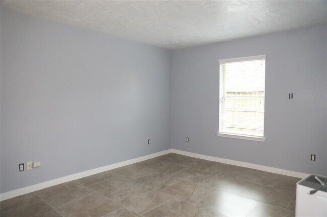 Building Photo - 17427 Lobo Trail