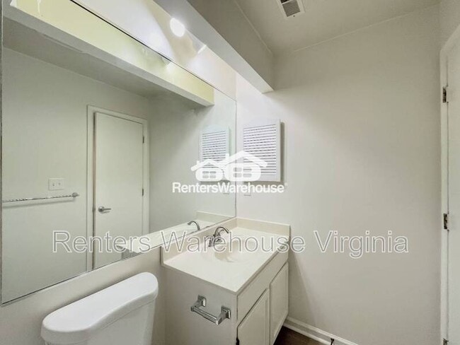 Building Photo - 1305 Quail Creek Hollow