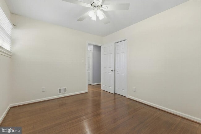 Building Photo - 5412 Nutting Dr