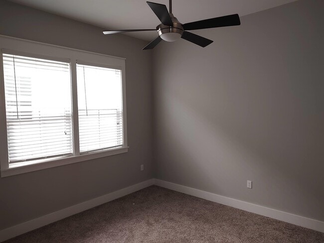 Building Photo - 3549 Esplanade Way