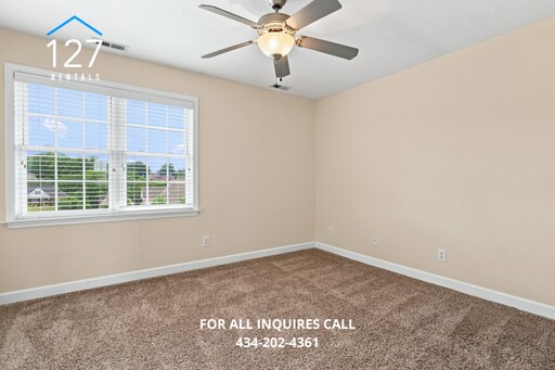 Building Photo - Stunning 4-Bedroom House in Prime Forest Location!