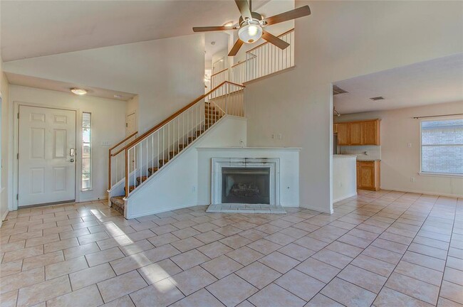 Building Photo - 17508 Dell City Dr