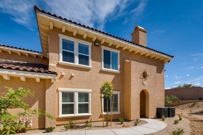 Building Photo - 845 Pantara Pl