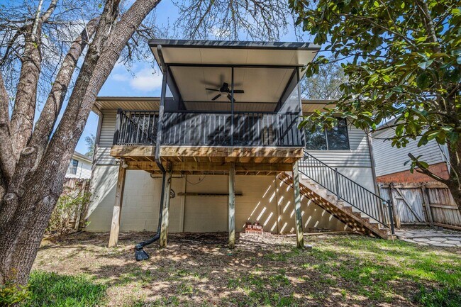 Building Photo - 429 Springwood Way