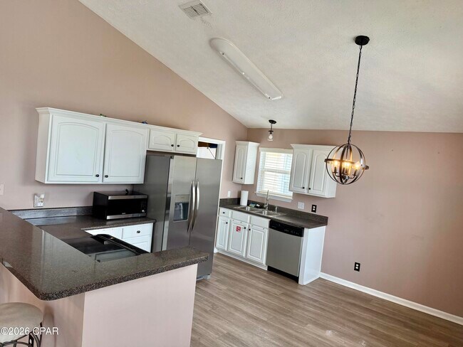 Building Photo - 11710 Seashore Ln
