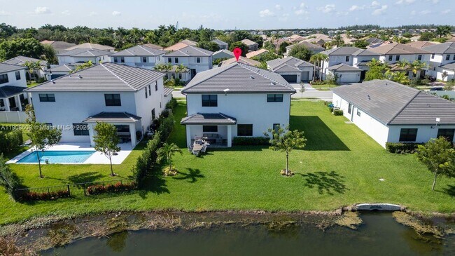 Building Photo - 17353 SW 46th St