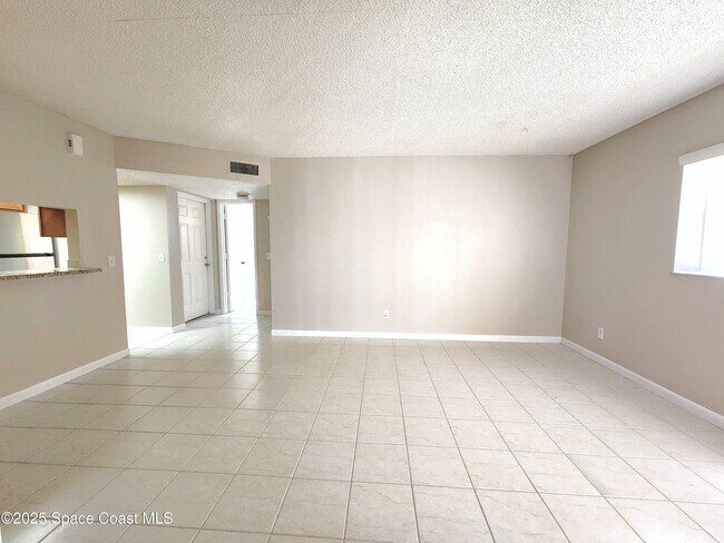 Building Photo - 1690 Sunny Brook Ln