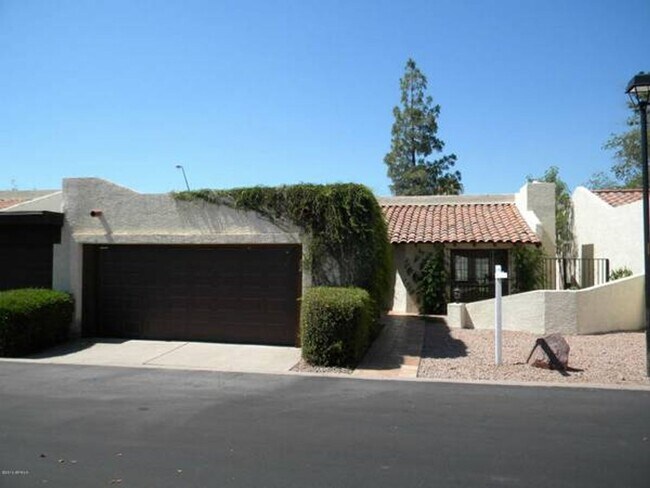 Building Photo - OPEN HOUSE - inquire        LUXURY 2 BEDRO...