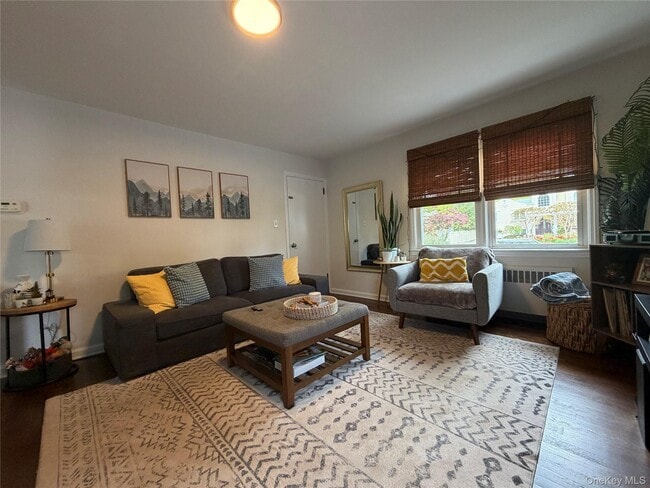 Building Photo - 135 Woolsey Ave