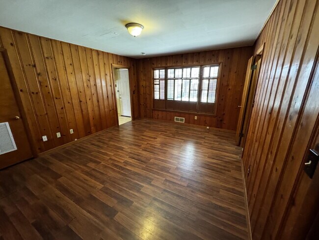 Building Photo - 3808 23rd St