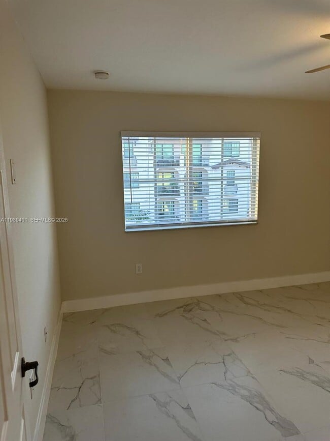 Building Photo - 12421 SW 50th Ct