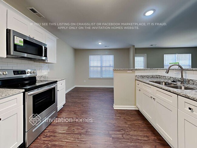 Building Photo - 203 Kinnley Ct